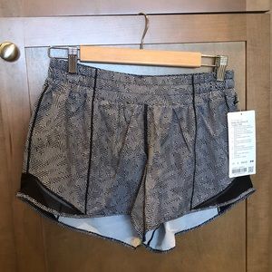 Seawheeze 2020 Lululemon Hotty Hot Short 4” lined